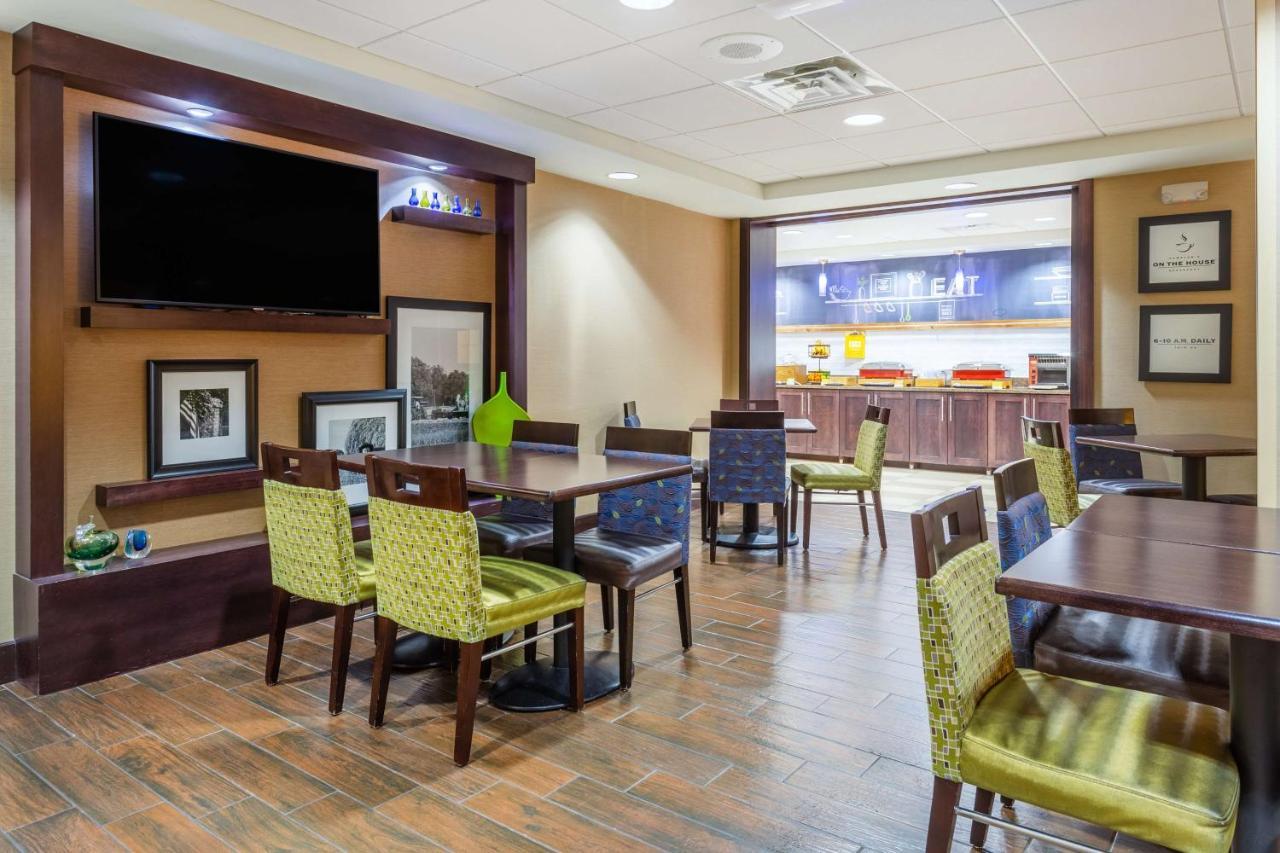 Hampton Inn Sioux Falls Hayward Addition Dış mekan fotoğraf